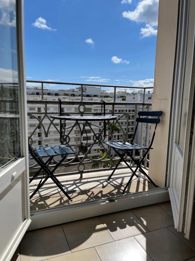Cannes, Croisette, Palais Miramar Экстерьер фото