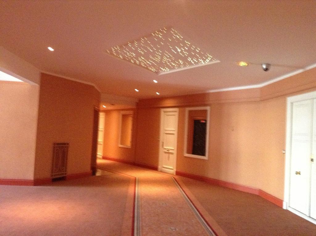Cannes, Croisette, Palais Miramar Номер фото